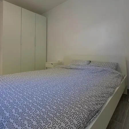 Vai Apartment *