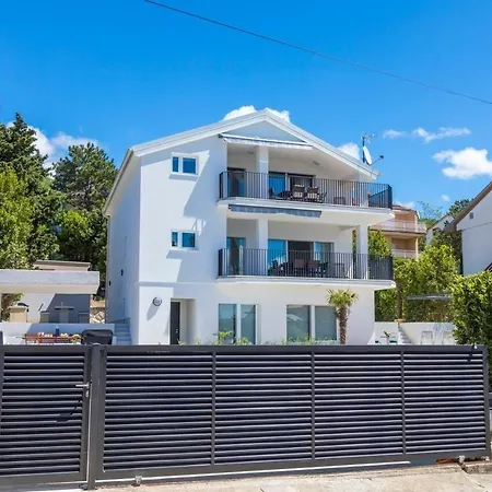Vai Apartment