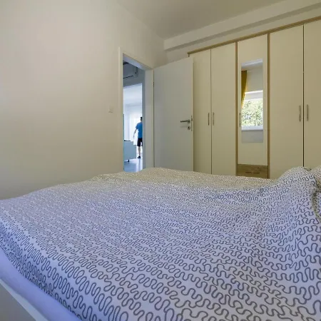 Apartment Vai Dramalj